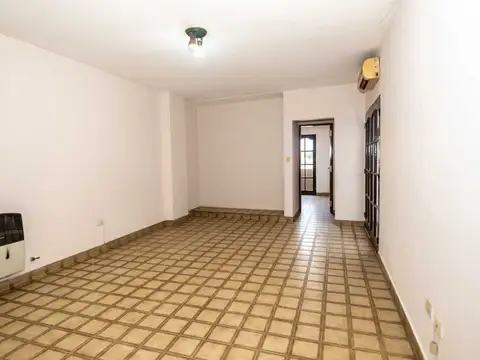 Centro. Alvarado 200