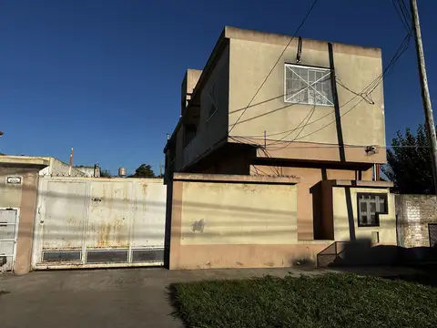Departamento 2 Ambientes En Planta Baja En Venta En Barrio Alberdi De Jose C. Paz