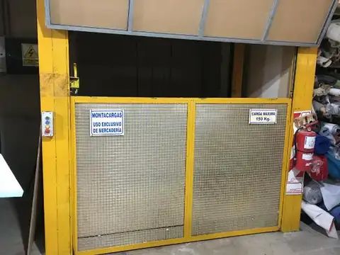 Galpon en Venta 26  mts Fondo
