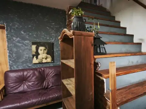 Casa 5 ambientes con 2 baños