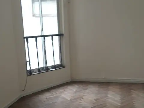 ZUVIRÍA 100, Piso 6