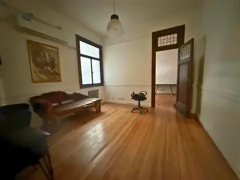 Oficina en Alquiler en San Nicolás, USD 700