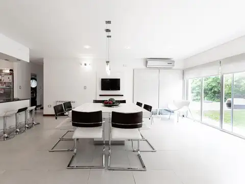 Casa en Venta al Este