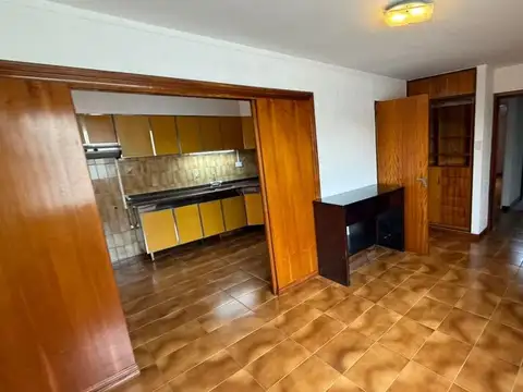 Casa en planta alta 3 dormitorios en alquiler