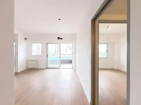 2 AMBIENTES con cochera en Caballito, a metros de Pque Centenario