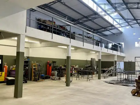 Galpón con detalles de Confort , Tecnología y Seguridad