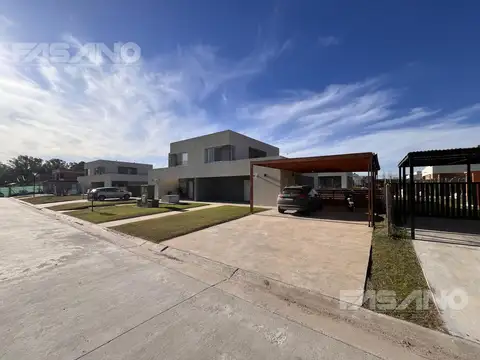 Casas de Santa Guadalupe - Pilar del Este