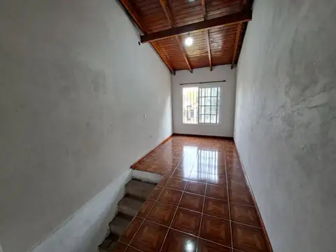 CASA 4 AMBIENTES EN ALQUILER EN SPEGAZZINI