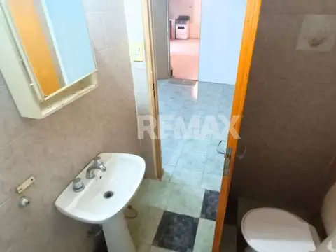 Departamento en Alquiler en Centenario, $ 800.000