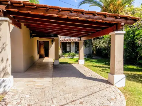 Casa en callejón privado, la puntilla, luján