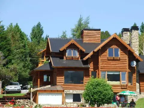 Casa 8 ambientes con 8 baños