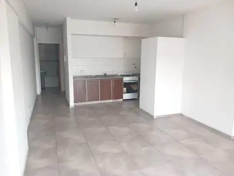 Departamento en Alquiler en Villa Luro, $ 550.000