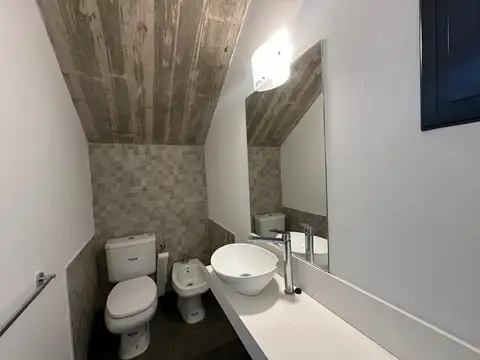Casa 3 ambientes con 3 baños