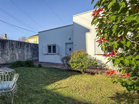 Depto Tipo Casa en Alquiler de 2 dormitorios