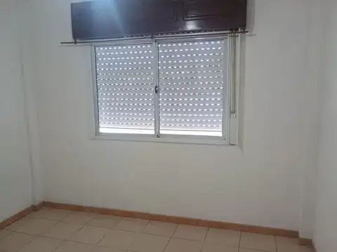 Casa 2 ambientes con 1 baño