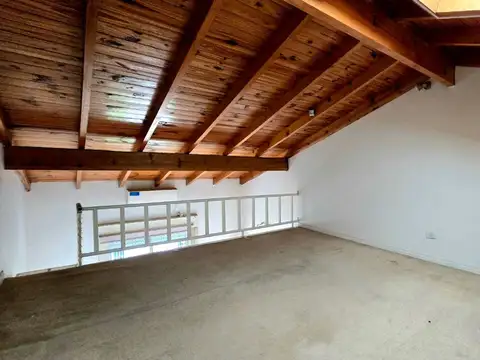 Depto Tipo Casa en Venta 28 años