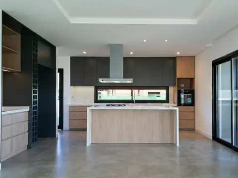CASA 5 AMBIENTES VENTA EN LA PROVIDENCIA CANNING