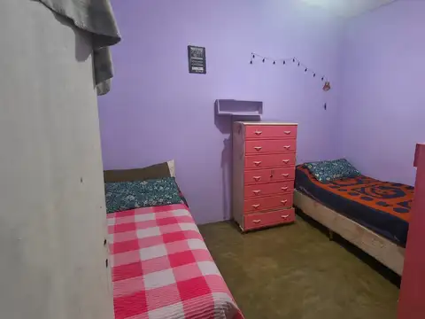 Casa 4 ambientes con 1 baño