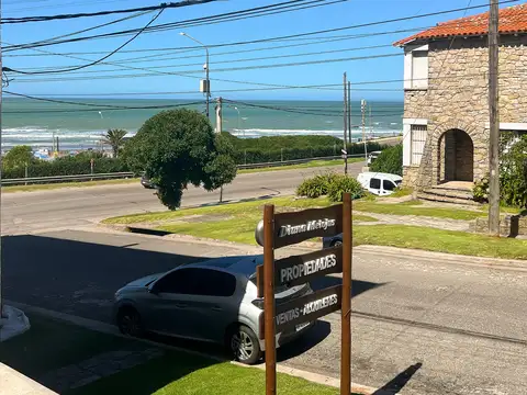 Casa en Alquiler en Punta Mogotes, $ 1.000.000