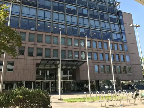Oficina en alquiler -Edificio Puerto Leon