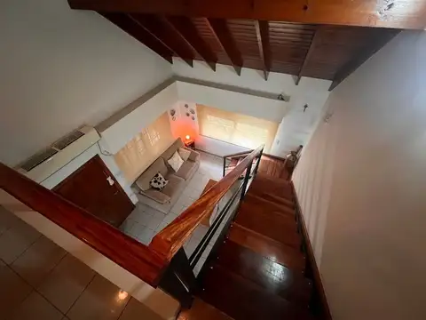 Casa en Venta con 4 cocheras