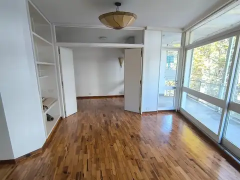 Lindísimo piso al frente, amplio y luminoso