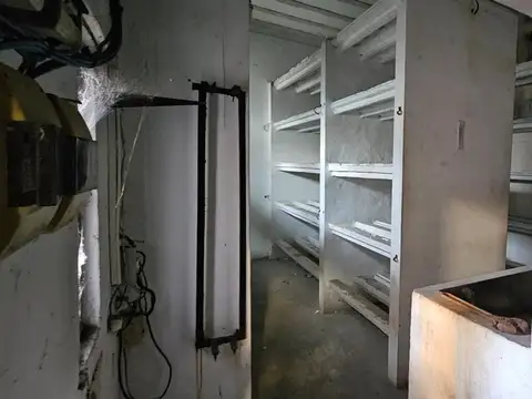 Galpon en Venta en Remedios de Escalada, USD 48.000