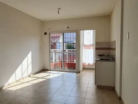 Cavassa 2800, Piso 1