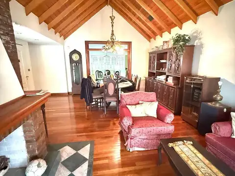 Hermosa casa en Quilmes residencial