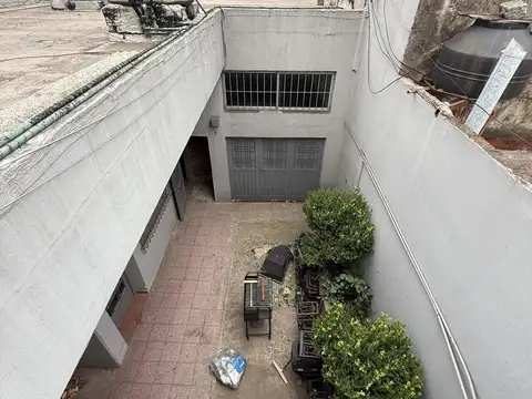 Galpon en Venta en Pompeya, USD 305.000