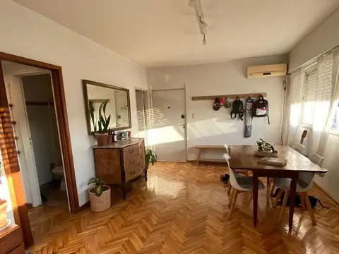 Departamento en Venta en Monte Castro, USD 150.000