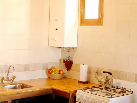 Casa 12 ambientes con 5 baños