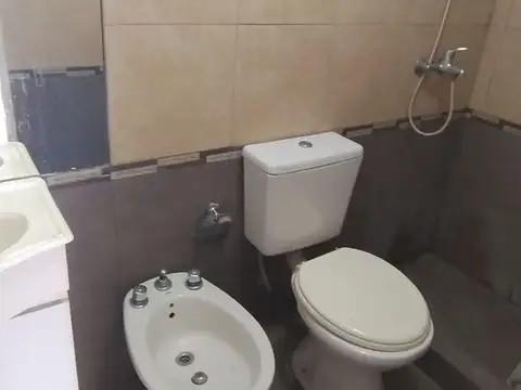Depto Tipo Casa 2 ambientes con 1 baño