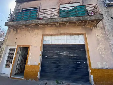 Av. Varela 2900, Piso 1