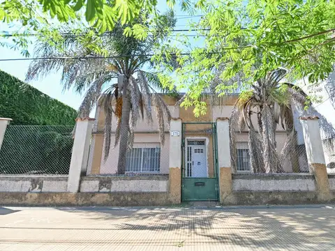 Remax Tendencia vende casa antigua Venado Tuerto