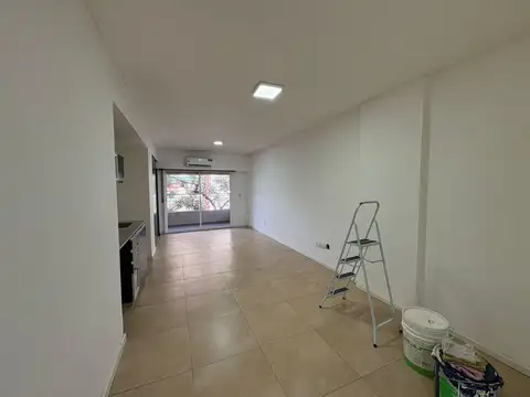 Av. San Juan  al 3000
