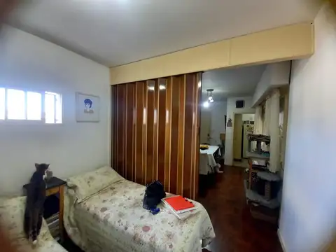 Bolivar 1473 , Piso 5