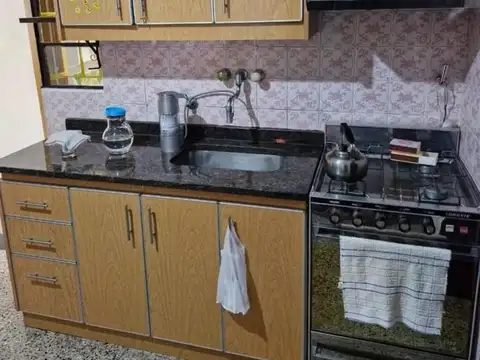 Casa en Venta en Isidro Casanova, USD 150.000