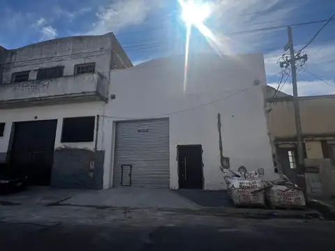 Galpon en Venta en Valentín Alsina, USD 539.000