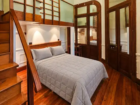 Departamento 8 ambientes con 5 baños