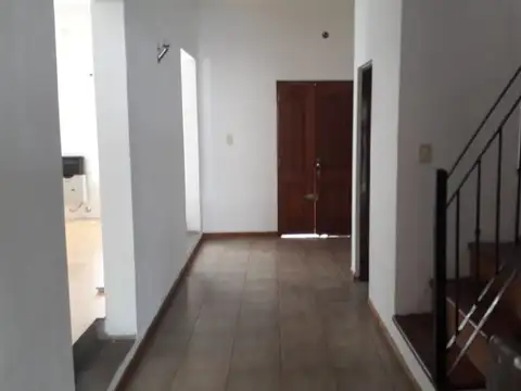 Casa en Venta en Sarmiento (Campana), USD 165.000