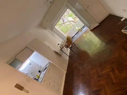 MUY LINDO y renovado monoambiente en zona facultades