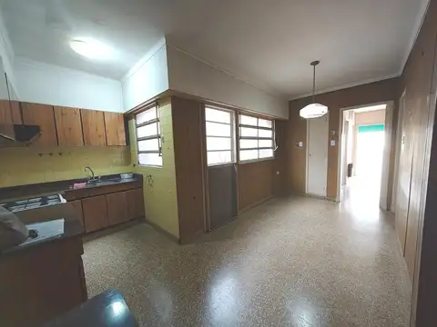 Casa en Venta con 5 cocheras