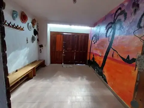 Depto Tipo Casa 3 ambientes con 2 baños