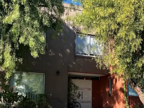 Casa en Alquiler de 4 dormitorios