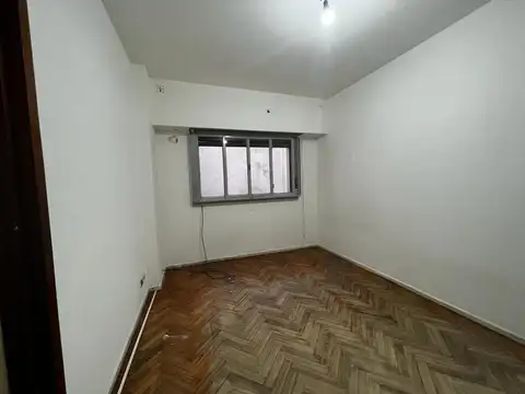 Venta de departamento 2 ambientes cocina separada.