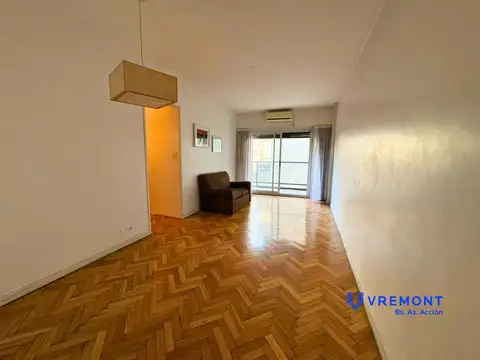 Av La Plata al 100 | Caballito | Depto 4 ambientes en el barrio de Caballito! Con balcón!