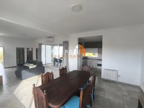 Casa en Venta en Horizontes al Sur, USD 166.000