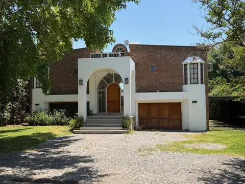 Casa en Venta en Highland Park Country Club, Del Viso