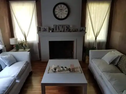 Casa 4 ambientes con 3 baños